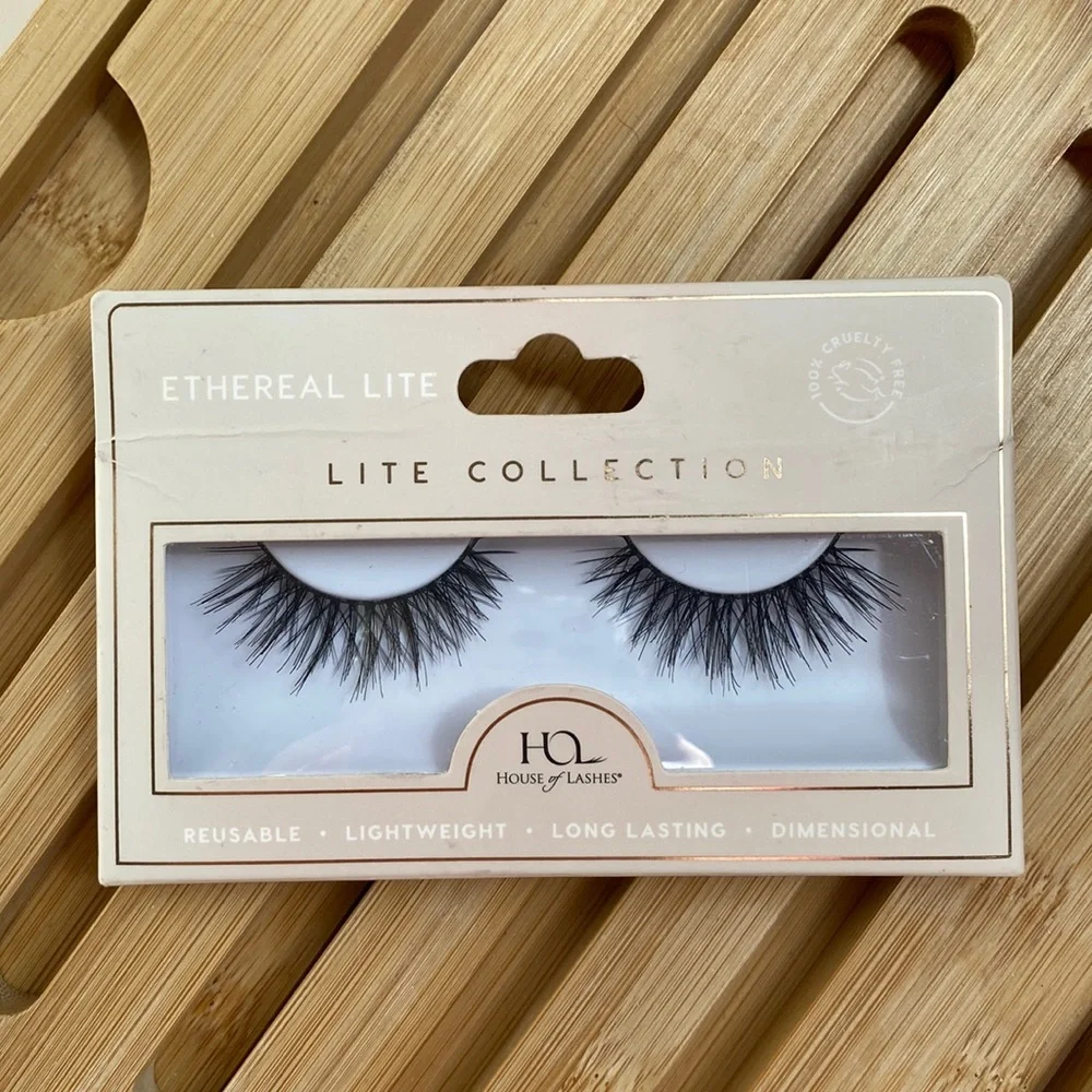 House of Lashes Ethereal Lite Lashes Wispy Reusable Lightweight Flared